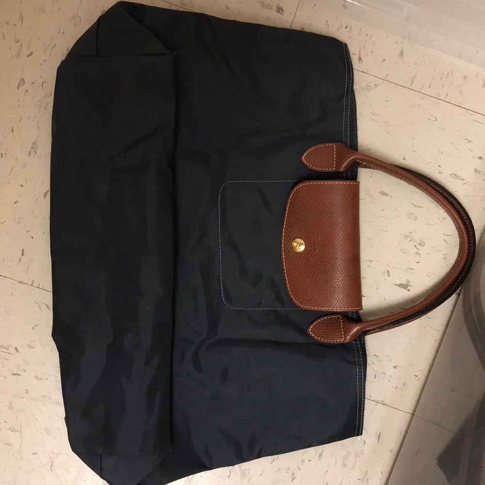 Navy Medium sized Longchamp Bag